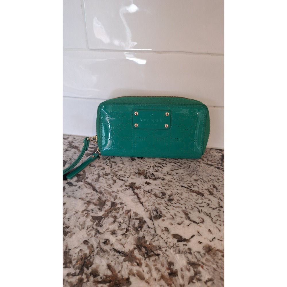 Kate Spade green wallet wristlets